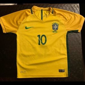 Neymar Júnior Brazil dri fit jersey.